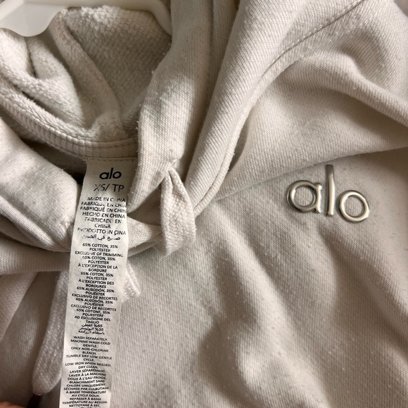 ALO Yoga Accolade Hoodie in Ivory - Picture 5 of 5